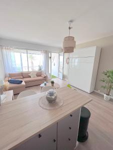 Appartement La perle du Grau : T1 avec exceptionnelle vue mer 25 Boulevard du Maréchal Juin 30240 Le Grau-du-Roi Languedoc-Roussillon