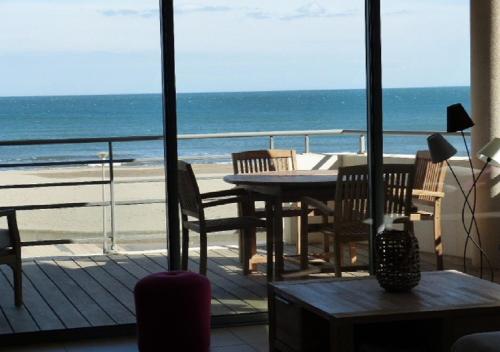 La Perle Marine, Luxe et Raffinement, appartement T4 vue mer