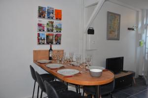 LA PETITE MAISON