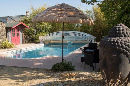La petite Musardiere avec piscine aux Garennes sur Loire