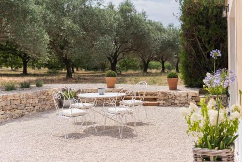 La Petite Ruche, 1 bedroom Gite in the Luberon