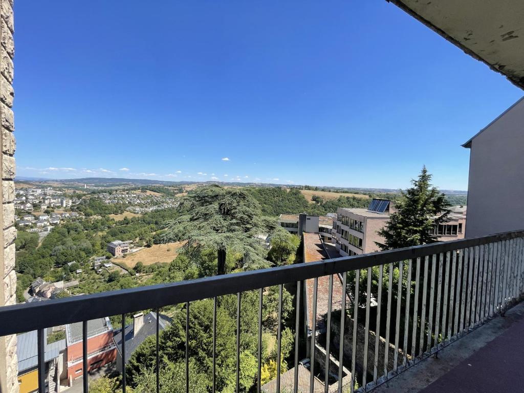 La Petole, hyper centre avec vue Boulevard de la République, 7, 12000 Rodez