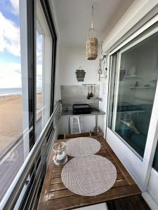 Appartement La Plage - appartement vue mer 41 Avenue des Essarts, bâtiment Frégate 14470 Courseulles-sur-Mer Normandie