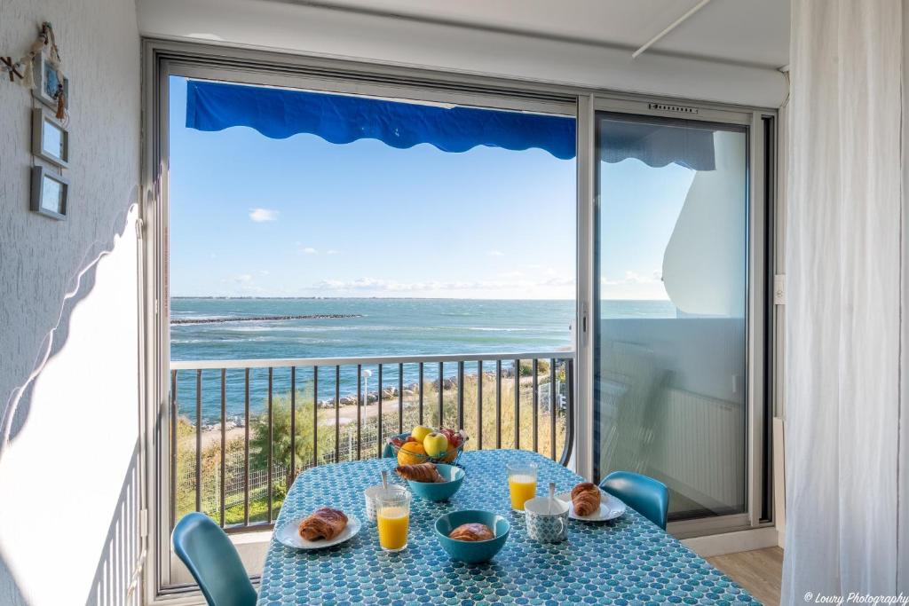 Appartement La Plage O Maeva - Vue Mer d'exception - Parking privé - Wifi - La Grande Motte Appartement 209 - Etage 2 52 Allée du Levant 34280 La Grande Motte