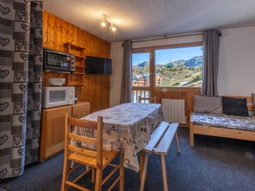 Appartement La Plagne, 2 pièces, 6 personnes - FR-1-351-75 La Plagne france