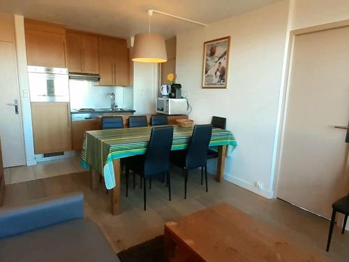 Appartement La Plagne, 3 pièces, 6 personnes - FR-1-351-25 La Plagne france