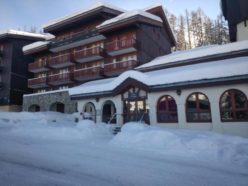 La Plagne Les Coches studio divisible ensoleillé