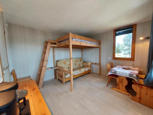 Appartement Appartement La Plagne-Tarentaise, 1 pièce, 3 personnes - FR-1-353-120 RESIDENCE LA BOUSSOLE N°9 4 PLACE DE L'OBSERVATOIRE QUARTIER DE L'OBSERVATOIRE La Plagne Tarentaise