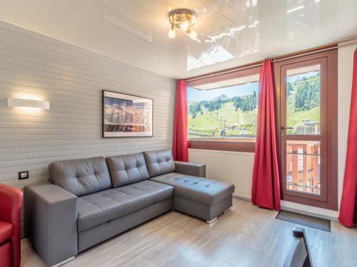 Appartement Appartement La Plagne-Tarentaise, 2 pièces, 6 personnes - FR-1-351-108 Résidence le Saint Jacques Plagne Bellecoôte 73210 LA PLAGNE TARENTAISE Plagne Bellecôte