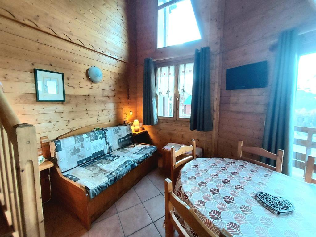 Appartement Appartement La Plagne-Tarentaise, 2 pièces, 6 personnes - FR-1-351-151 Lodge des Alpages n°441 Plagne Soleil, 73210 La Plagne Tarentaise