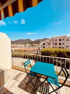 LA RADE - Centre Ville - Balcon - Clim - Neuf