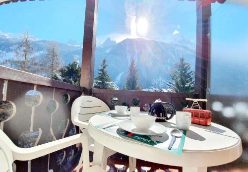 La Riviere Vue Mont Blanc