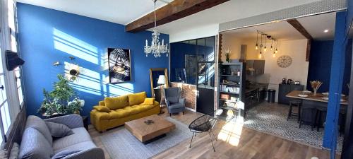 LA ROCHELAISE : Appartement calme & somptueux dans l'hyper centre.