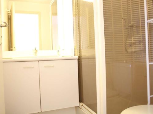 Appartement Appartement La Rochelle, 1 pièce, 2 personnes - FR-1-246-578 APPT 37 - RDC 13 AVENUE DU GABARET La Rochelle