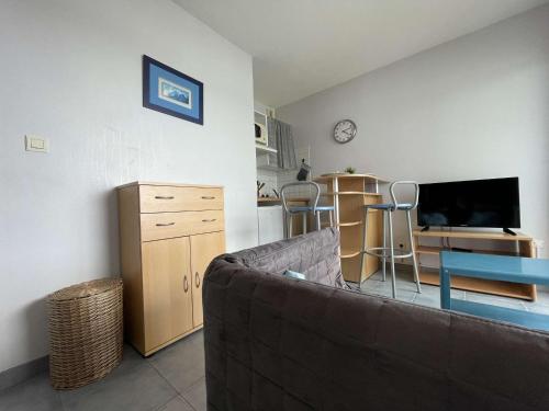 Appartement Appartement La Rochelle, 1 pièce, 2 personnes - FR-1-246-626 3 RUE OLYMPE DE GOUGE ETAGE 3 - APT 320 La Rochelle