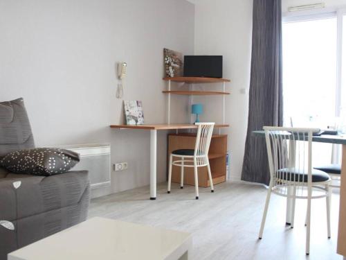 Appartement Appartement La Rochelle, 1 pièce, 2 personnes - FR-1-246-645 44 AVENUE JEAN MONNET BAT A - ETAGE 1 - APT A119 La Rochelle