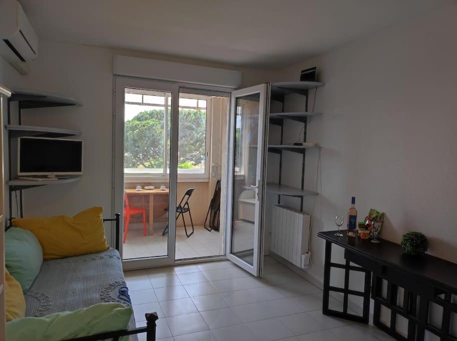 Appartement La Roubine YourHostHelper 24 Avenue de la Roubine 06150 Cannes