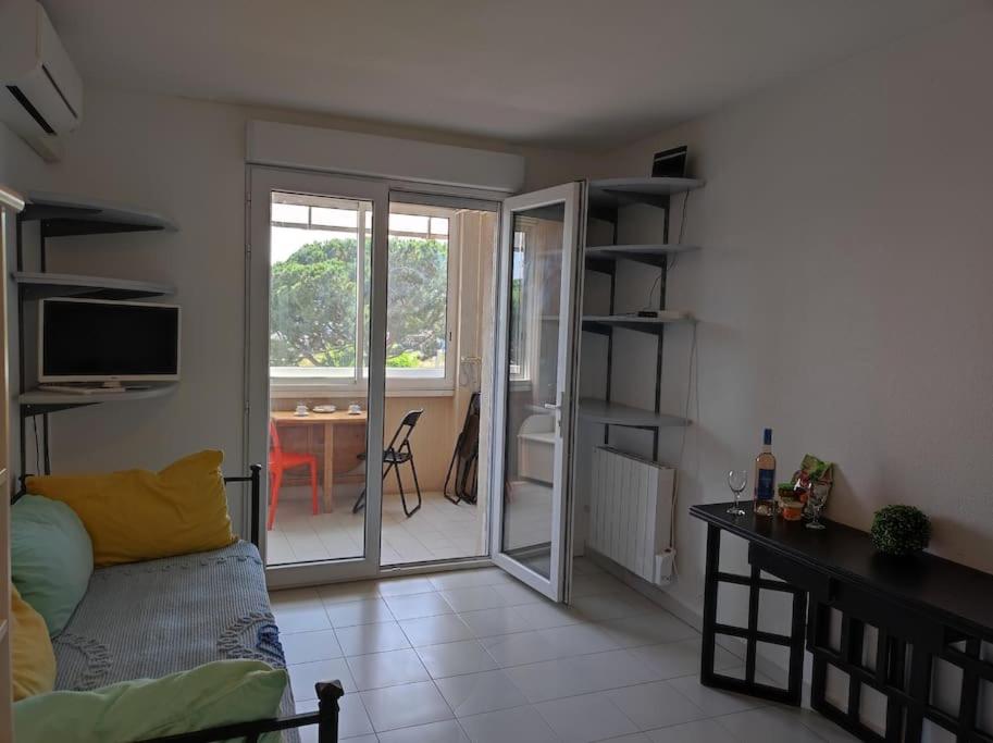 La Roubine YourHostHelper 24 Avenue de la Roubine, 06150 Cannes