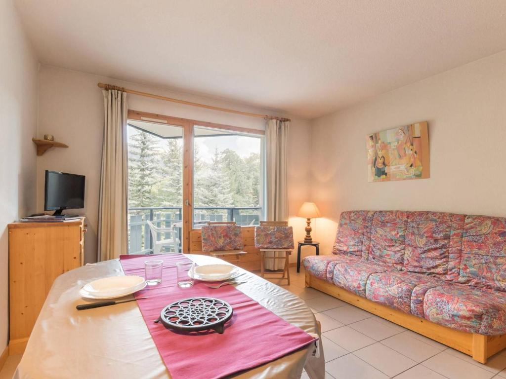 Appartement Appartement La Salle-les-Alpes, 1 pièce, 4 personnes - FR-1-330F-100 Chemin De L'Oratoire -  -, 05240 Serre Chevalier