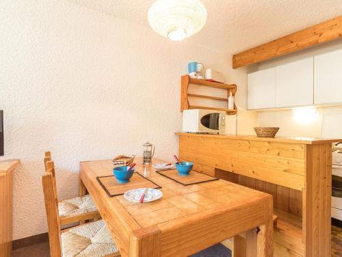 Appartement Appartement La Salle-les-Alpes, 1 pièce, 4 personnes - FR-1-330F-104 5 Chemin Des Gletieres -  - Serre Chevalier