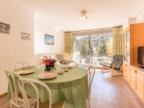 Appartement Appartement La Salle-les-Alpes, 2 pièces, 6 personnes - FR-1-330F-88 Rue Du Roze -  - Serre Chevalier