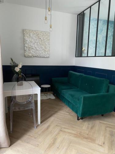 La Suite Dandy - Beau T2 -Terrasse, Parking gratuit, Climatisation
