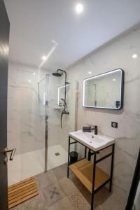 Appartement La Suite de Chantilly - Appartement de 80m2 avec Jacuzzi privé ! 55 Rue du Connétable 60500 Chantilly Picardie