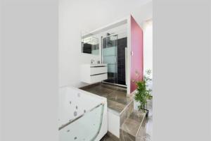 Appartement La suite de Mont-Vert (Jacuzzi privatif) Montvert 83640 Saint-Zacharie Provence-Alpes-Côte d\'Azur