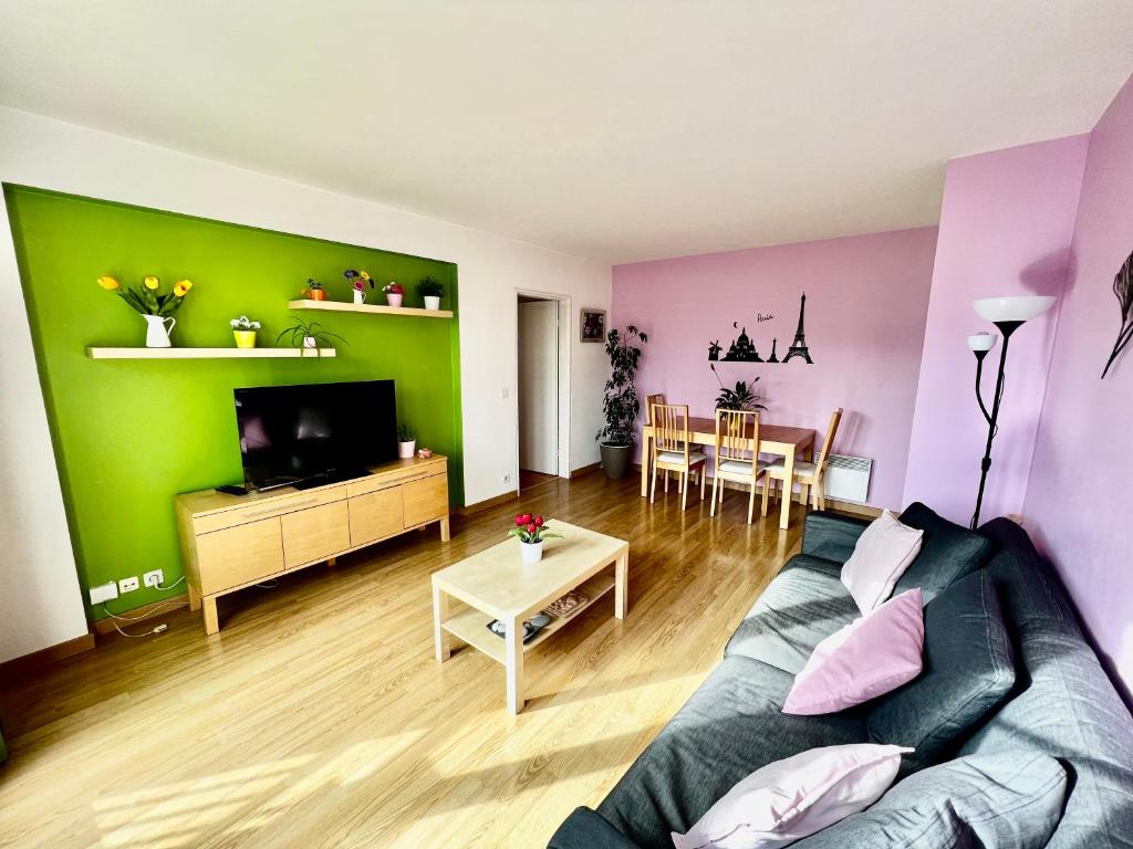 Appartement La suite des fleurs Disneyland Paris 4 Rue de la Fontaine Rouge 77700 Chessy