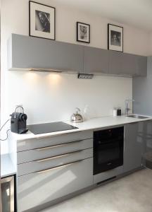 Appartement La Suite du Sommelier 3e etage 68 Rue Croix Verte 81000 Albi Midi-Pyrénées