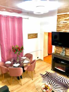 Appartement La suite romantique Jacuzzi,parking gratuit,centre 29 Rue Auguet 89100 Sens Bourgogne