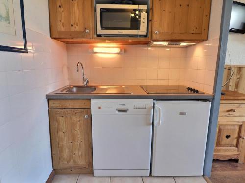 Appartement Appartement La Tania, 2 pièces, 4 personnes - FR-1-182A-15 76 Chemin de la Passerelle Courchevel