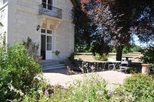 La Terrasse de L'Orangerie du Château - Art Nouveau - GITE 2 Personnes