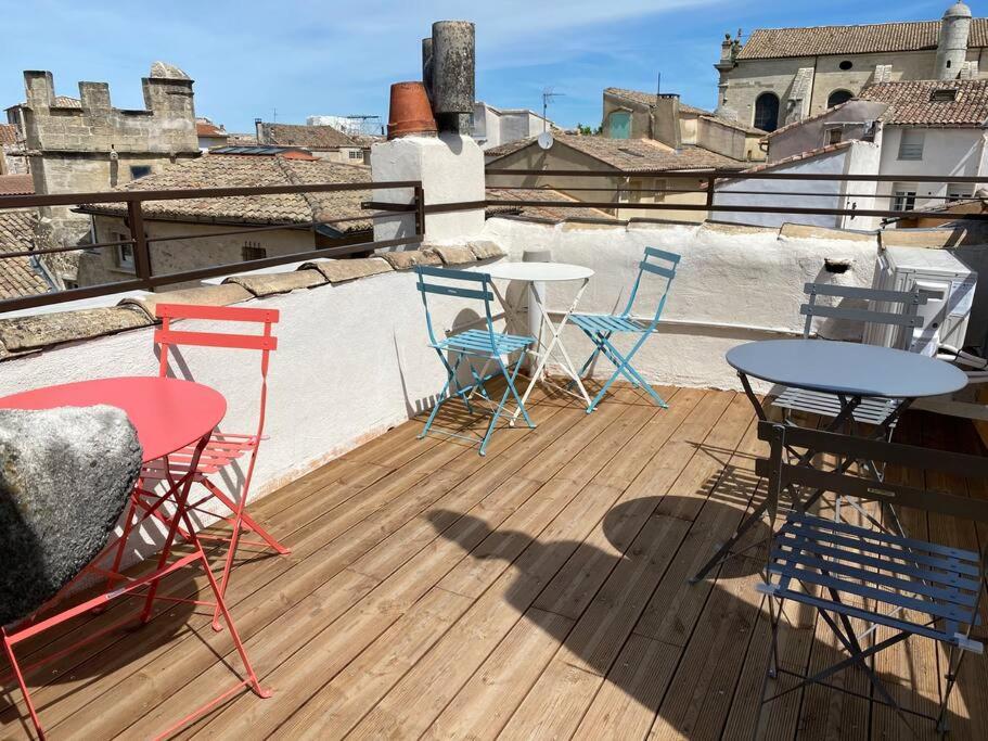 Appartement La tour 2: Appart neuf au cœur de la petite venise 3 Rue Ledru Rollin 84800 LʼIsle-sur-la-Sorgue