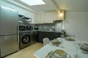 La Tournette superb quiet apartment 300 meters from the lake