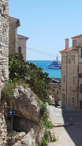 Appartement la Tourraque 6 Rue de la Tourraque 06600 Antibes Provence-Alpes-Côte d\'Azur