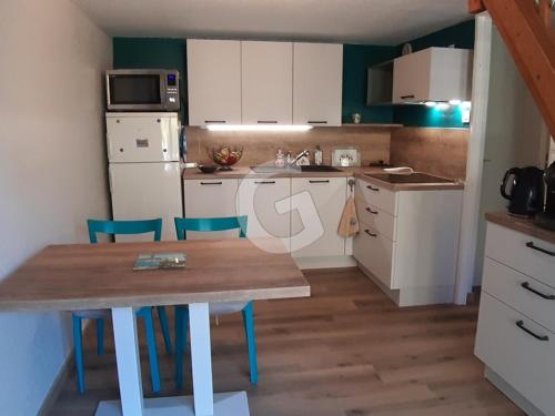 Appartement La Tranche-sur-Mer, 3 pièces, 4 personnes - FR-1-357-241 La Tranche-sur-Mer france