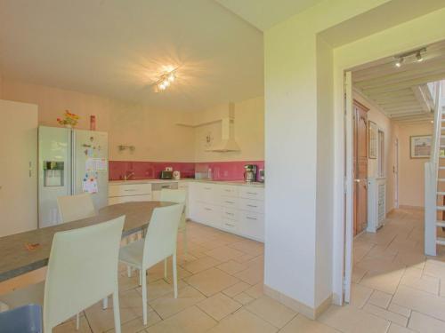 Appartement La Vendue-Mignot, 5 pièces, 6 personnes - FR-1-543-222 La Vendue-Mignot france