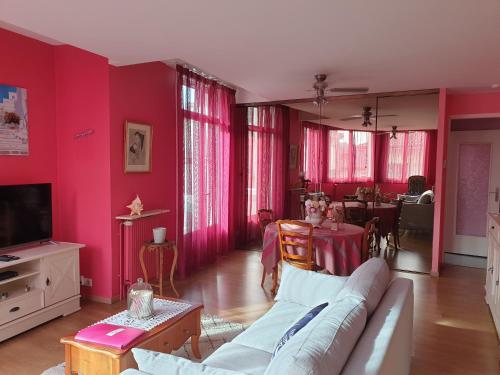 Appartement LA VIE EN ROSE Périgueux france