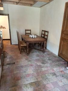 La Vie Là, Chasselay