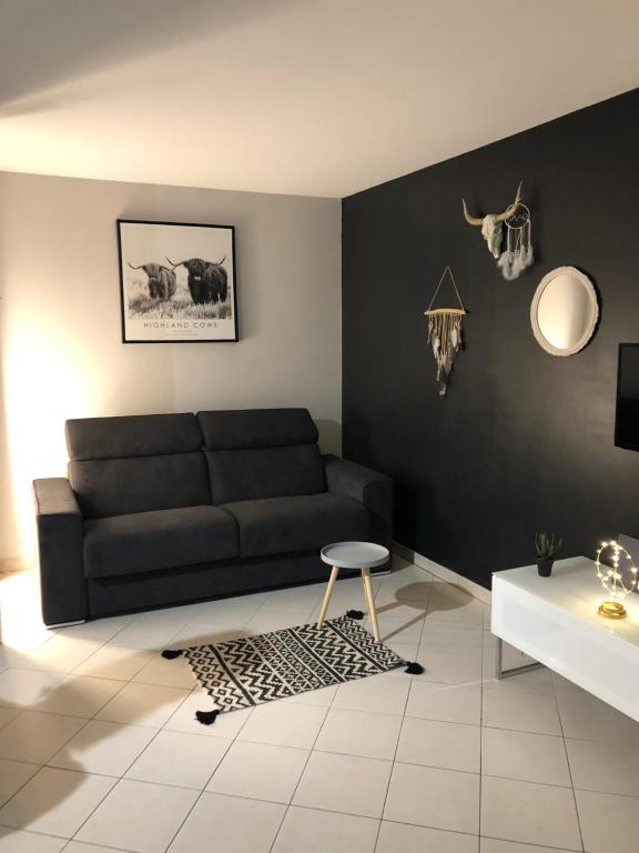 Appartement la villa des pins 55 Avenue de Cannes 06160 Juan-les-Pins