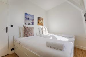 La Villa Suzanne - Two Bedrooms - Deauville Beach