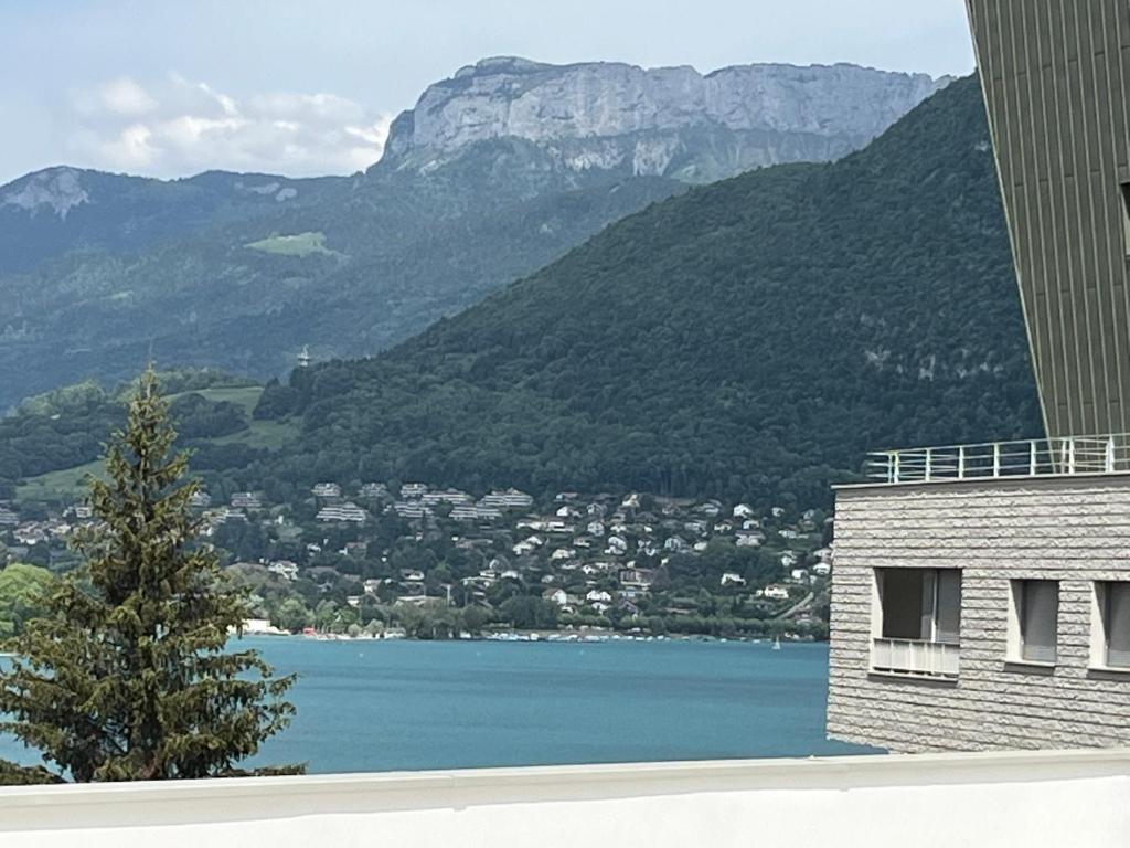 Appartement LAKE HOME 9 Boulevard de la Corniche 74000 Annecy