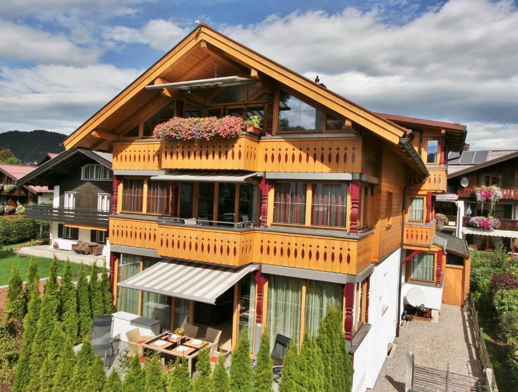 Appartement Landhaus Alpenflair Whg 310 Sonnenstr. 10c 87561 Oberstdorf