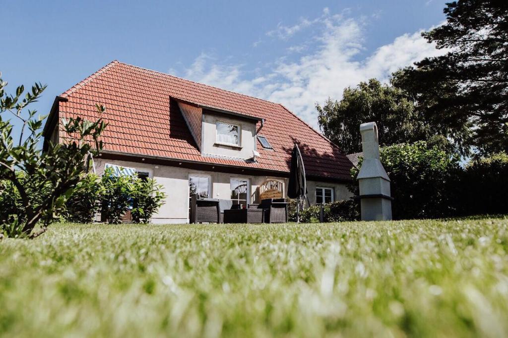 Appartement Landhaus Boldevitz Dorfstrasse 1a 18528 Boldevitz