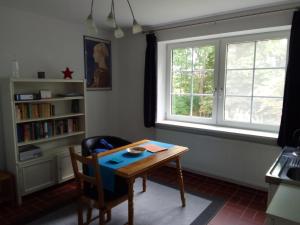 Ländliche 1-Raumwohnung im Park