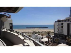Languedoc Immobilier appartement vue mer plage piscine Rochelongue - ST152