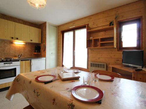 Appartement Lanslevillard, 2 pièces, 4 personnes - FR-1-508-209 Lanslevillard france