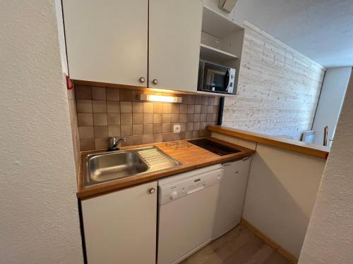 Appartement Appartement Lanslevillard, 2 pièces, 4 personnes - FR-1-508-23 323 RUE DES ROCHERS Lanslevillard