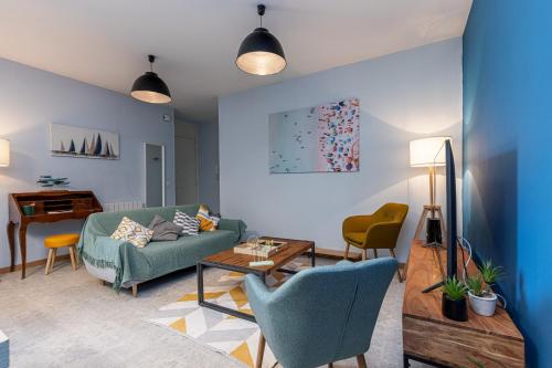 Large 3 Bdr City Center